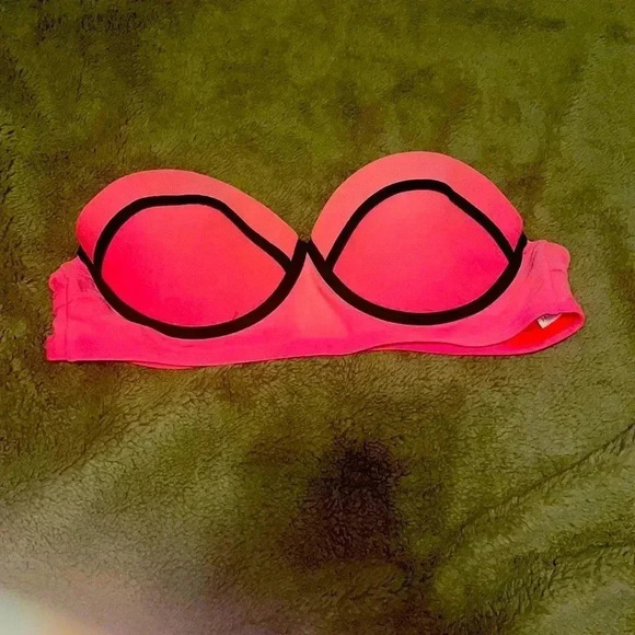 Xhilaration Bikini Top - Picture 1 of 3